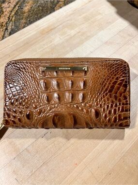 Brahmin Suri Zip Wallet in Toasted Almond.